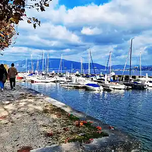 Voiliers sur le lac du Bourget